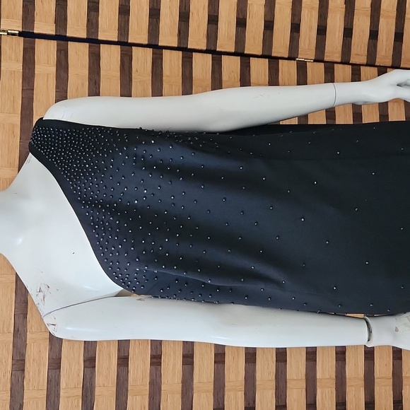 Onyx Nite one shoulder dress - Picture 2 of 11